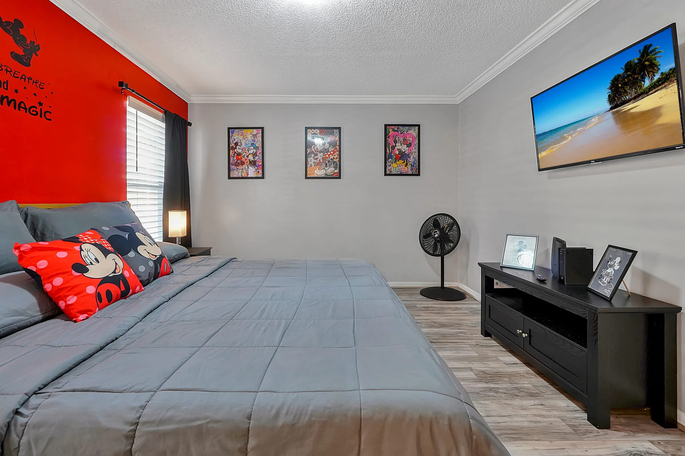 TV and dresser from the side